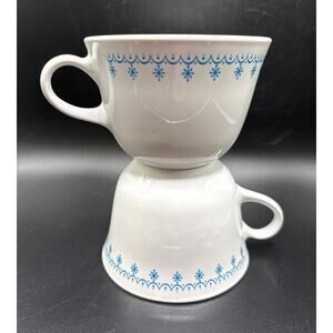 Corelle Snowflake Blue Corning Livingware Tea/Coffee Cups (2) Made in USA 1970s